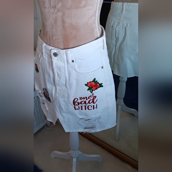 One-of-a-Kind Upcycled Witchy Denim Mini Skirt – Distressed White, NWOT - Picture 16 of 16